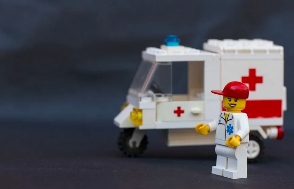 Lego ambulance pour les premiers secours au travail